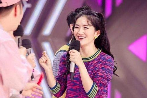 何炅爆料谢娜视频,视频揭秘主持界“姐妹花”的默契瞬间 第2张 何炅爆料谢娜视频,视频揭秘主持界“姐妹花”的默契瞬间 第2张